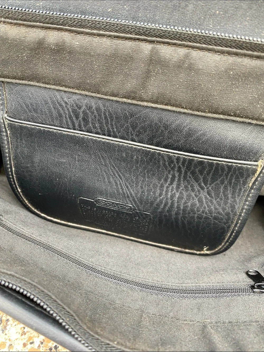 Coach Black Leather Men's Messenger Bag with Adjustable Strap